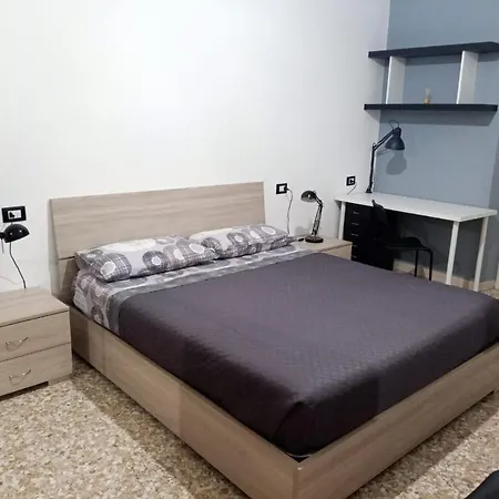 L'Aquila Home アパート *
